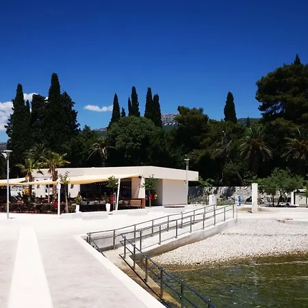 Hygge Location Kastel Luksic / Split Apartment
