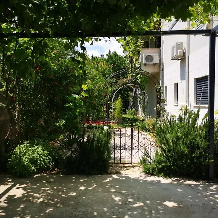 Hygge Location Kastel Luksic / Split