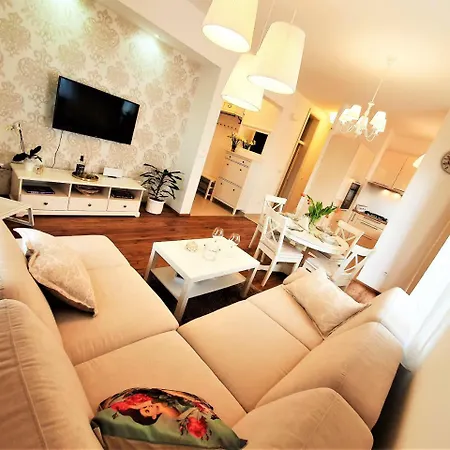 Hygge Location Kastel Luksic / Split Apartment