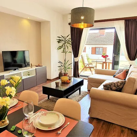 Hygge Location Kastel Luksic / Split Apartment