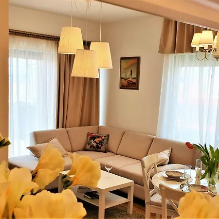 Apartament Hygge Location Kastel Luksic / Split *