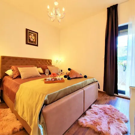 Hygge Location Kastel Luksic / Split * Kastela